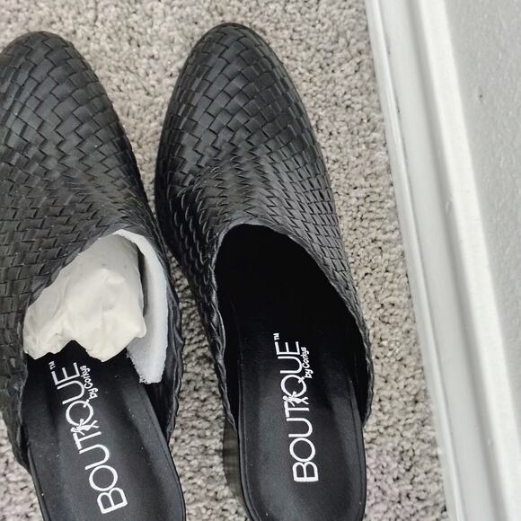 Boutique by Corkys Size 7 Black Woven Slip On Heeled Mule Clogs Life Gourd NEW - Picture 2 of 8